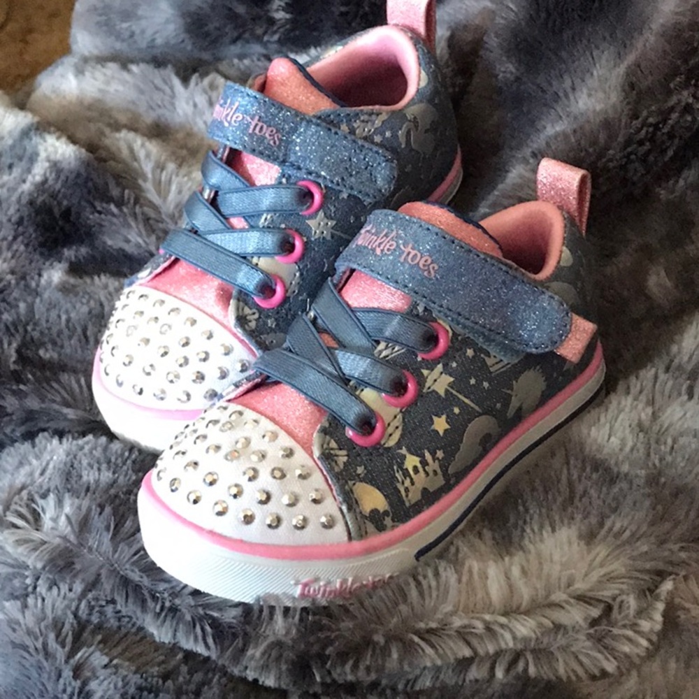 Little Girls Skechers Twinkle Toes Sz6